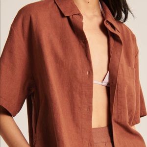Cropped linen shirt